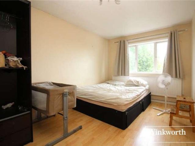 House for sale in Elstree and Borehamwood, Borehamwood