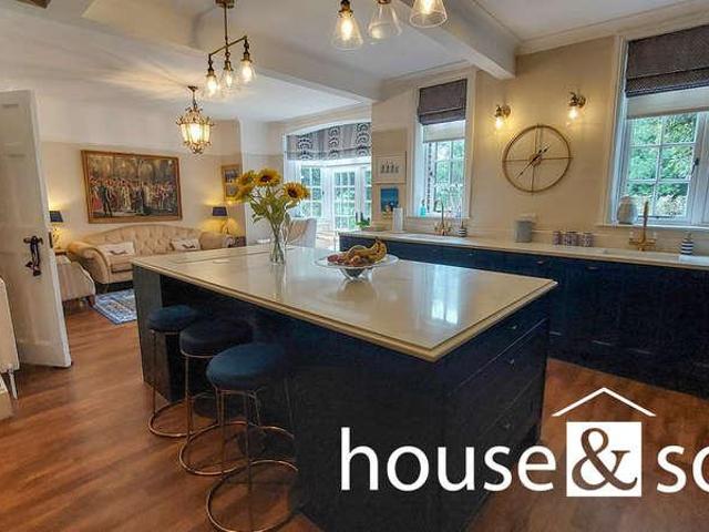 House for sale in Lansdowne, Springbourne