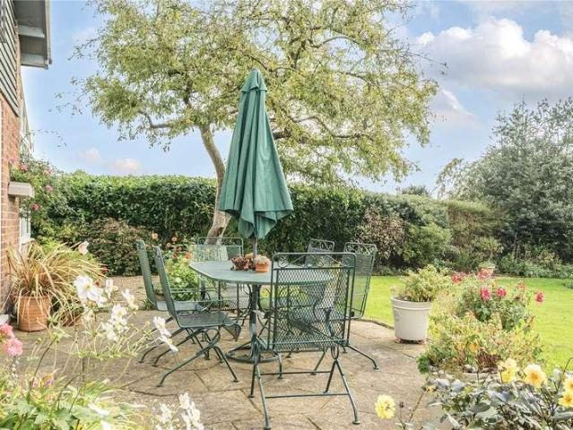 House for sale in Barton Stacey, Hampshire