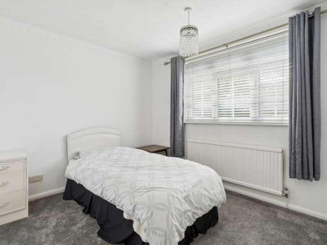 House for sale in Farnham Common, Buckinghamshire