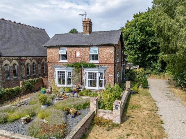 House for sale in Upper Poppleton, York