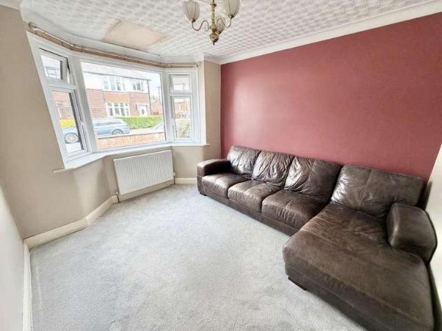 House for sale in Lakes Estate, Handforth