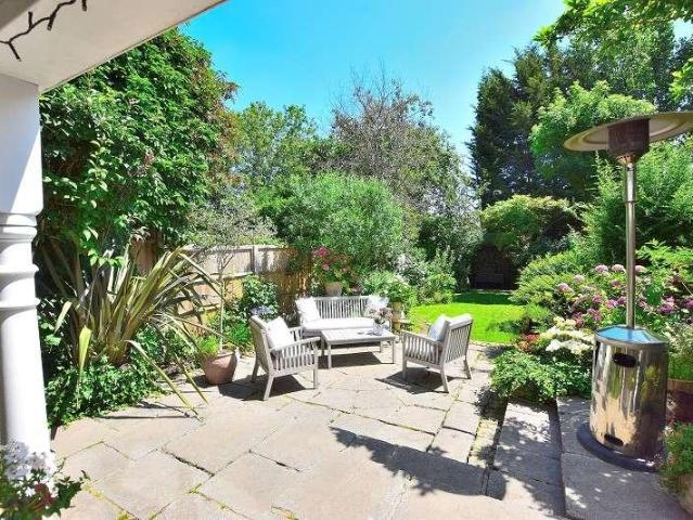 House for sale in Palmers Green, Greater London