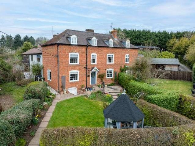 House for sale in Forthampton, Worcestershire