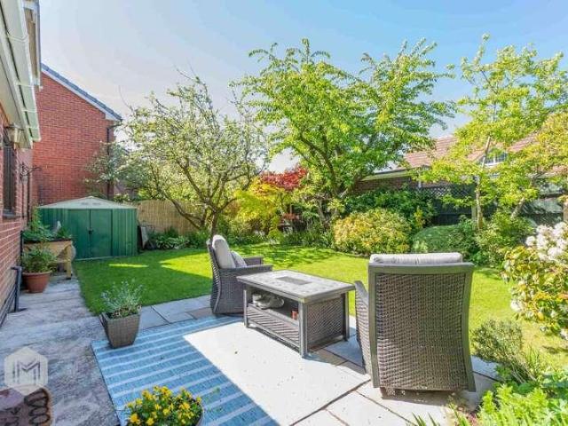 House for sale in Twiss Green, Warrington