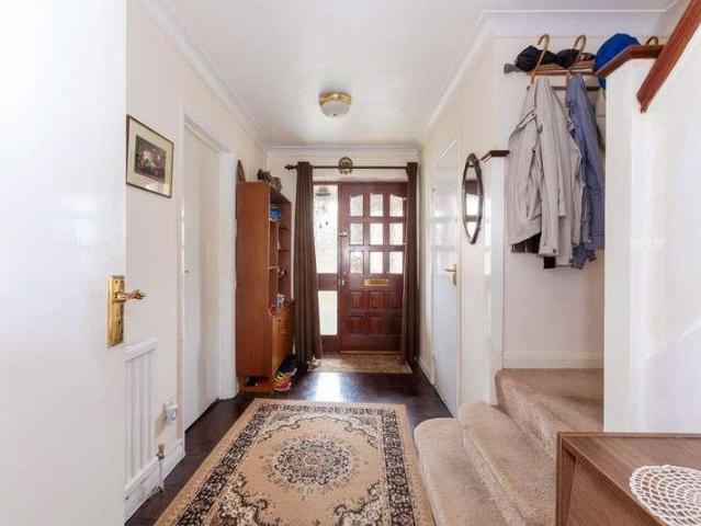 House for sale in Cox Green, Maidenhead