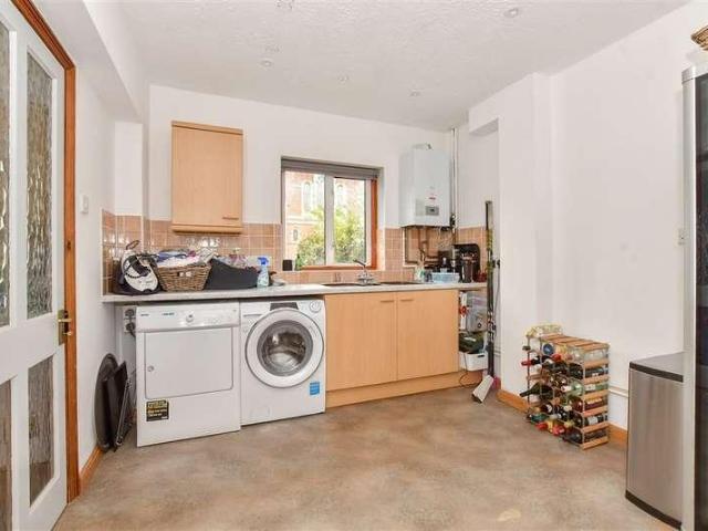House for sale in Lower Walmer, Ash