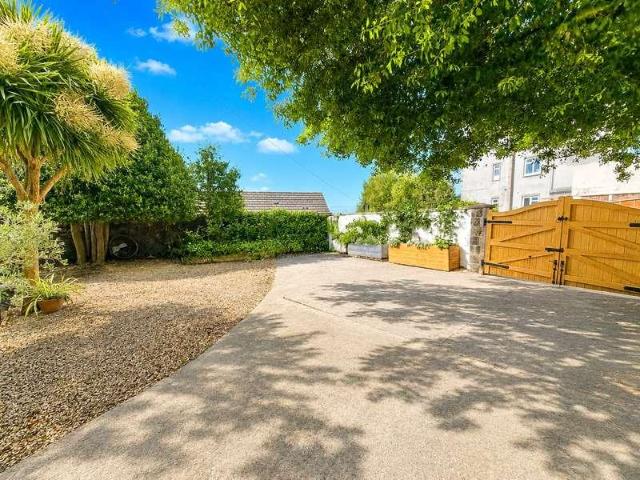House for sale in Weston-super-mare, North Somerset