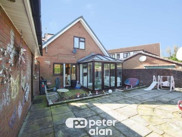 House for sale in Falcon Lodge, Wales