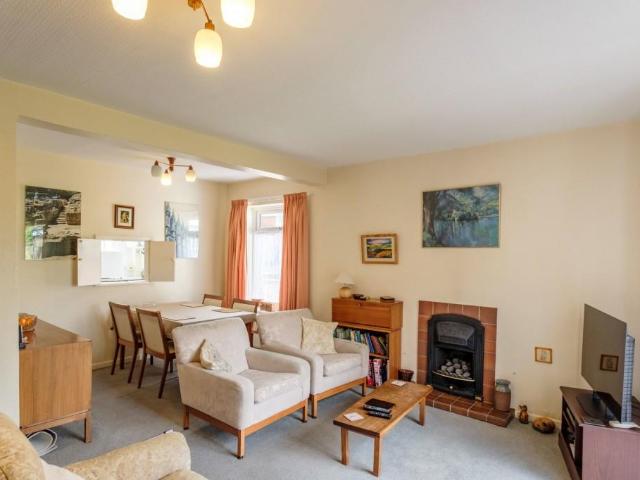 House for sale in Barton In Fabis, East Midlands