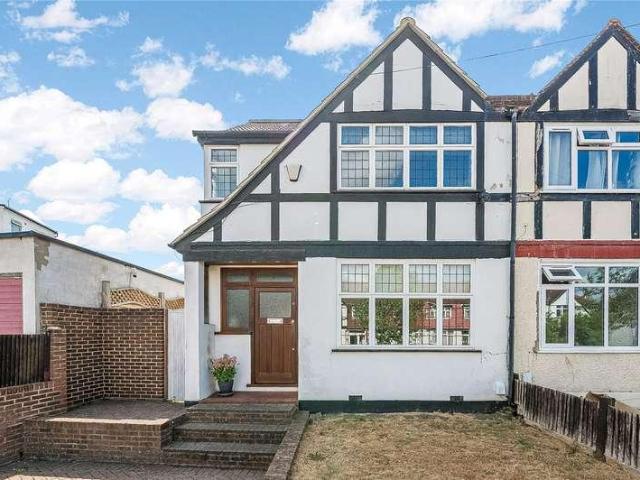 House for sale in London Borough of Bromley, Greater London