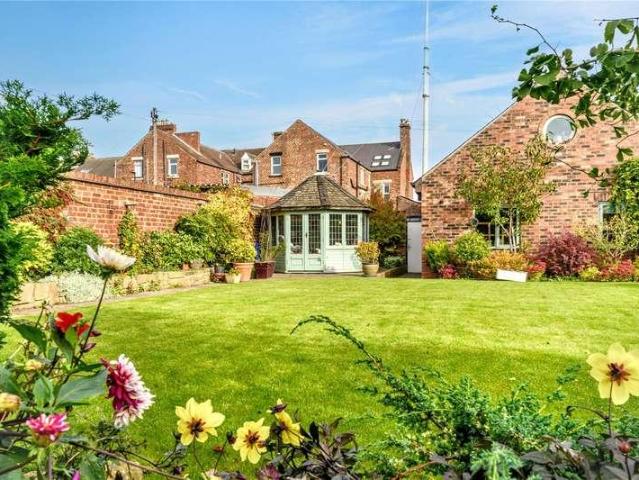 House for sale in Tynemouth, North Tyneside