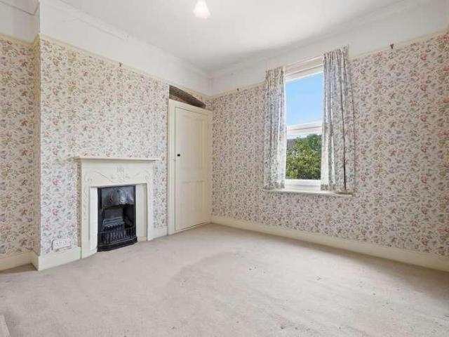 House for sale in Wanstead, Greater London