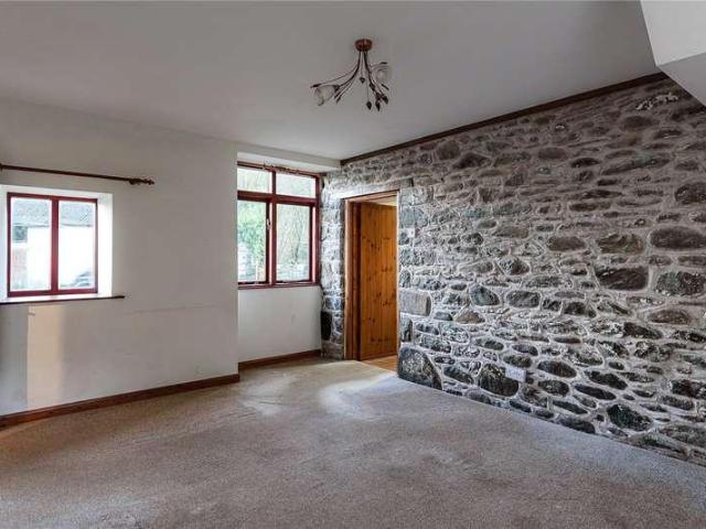 House for sale in Trefeglwys, Wales