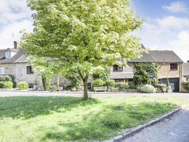 House for sale in Fossebridge, Gloucestershire