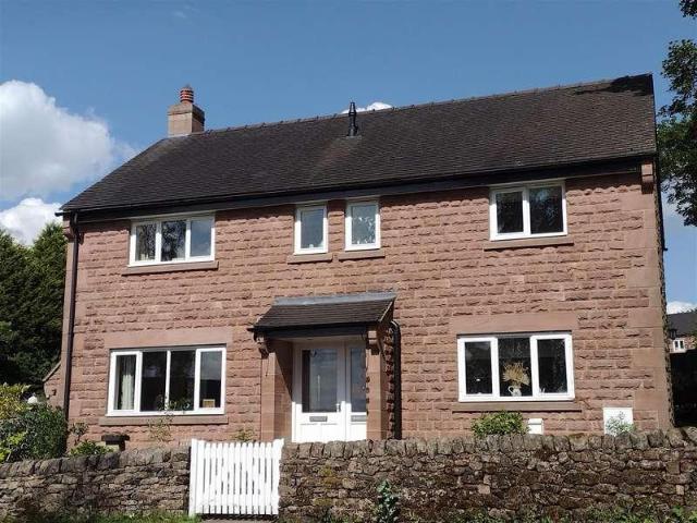 House for sale in Stoke On Trent, Whiston