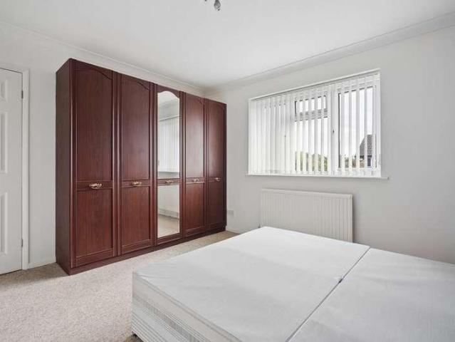 House for sale in Slough, Buckinghamshire