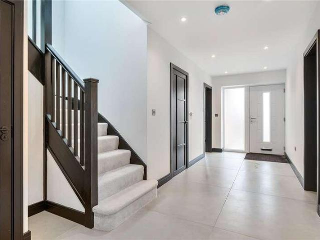 House for sale in Dibden Hill, Buckinghamshire