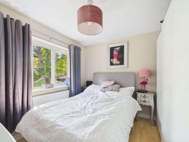 House for sale in Chavey Down