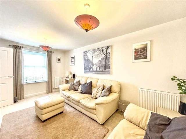 House for sale in Berry Hill, Potters Corner