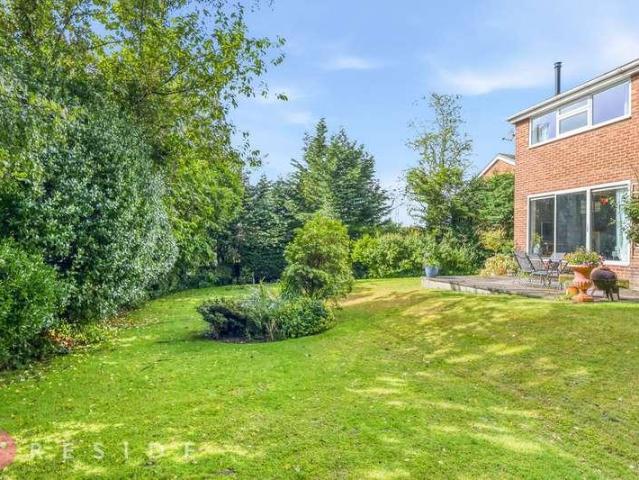 House for sale in Burnedge, Greater Manchester