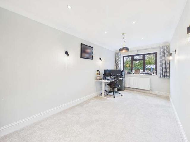 House for sale in Worle, Weston-super-mare