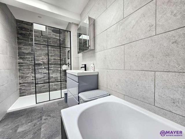 House for sale in Barne Barton, Mount Wise