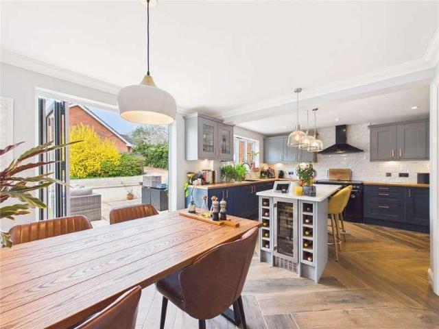 House for sale in Crookhill, Worcestershire