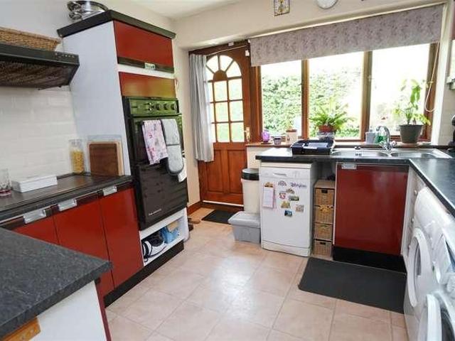 House for sale in Baildon, West Yorkshire