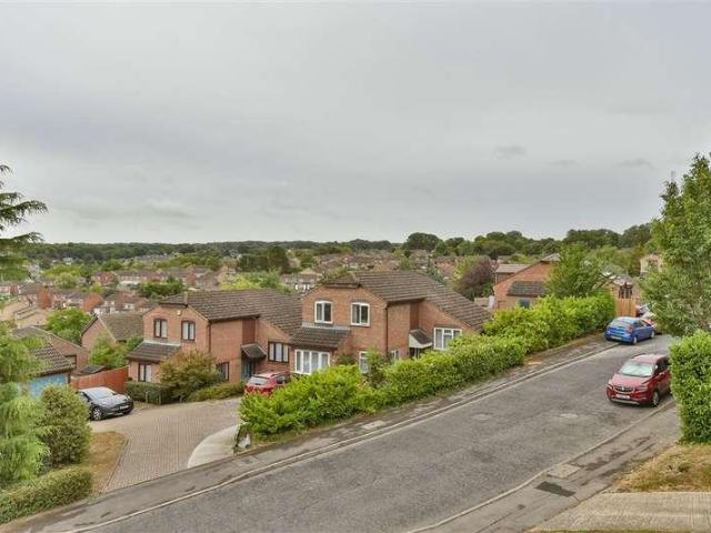 House for sale in Wayfield, Chatham