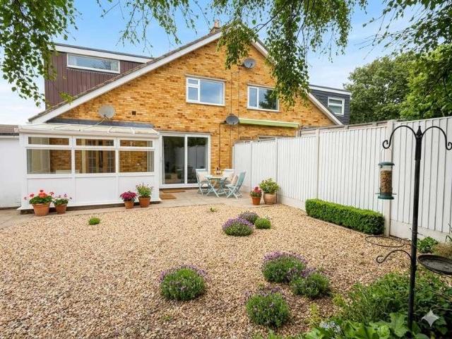 House for sale in Easton-in-gordano, North Somerset