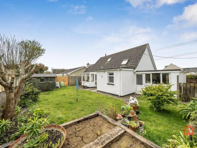 House for sale in Leedstown, Cornwall