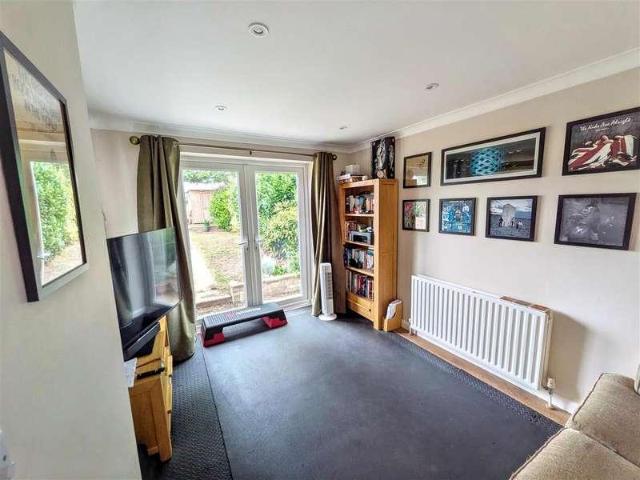 House for sale in Barnham and Eastergate, Clapham