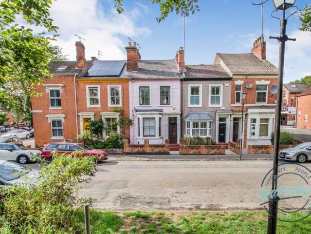 House for sale in Spon End, West Midlands