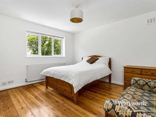 House for sale in New Barnet, Greater London