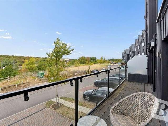 House for sale in Springhead, Hamerton