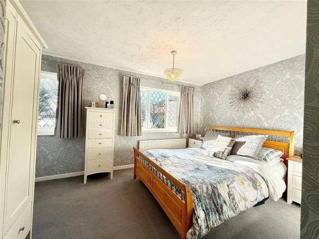 House for sale in Hook Green, Hamerton