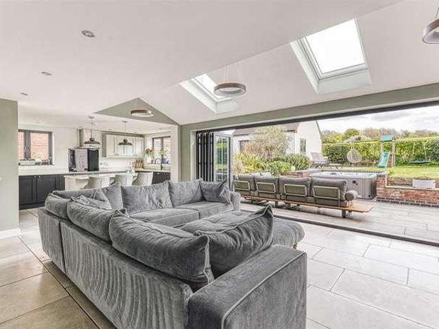 House for sale in Peggs Green, Coleorton