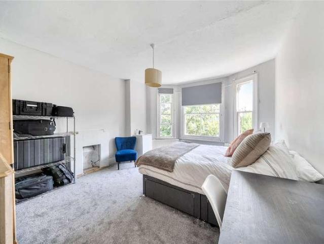 House for sale in Muswell Hill, Greater London