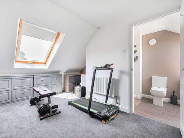 House for sale in Aperfield, Greater London