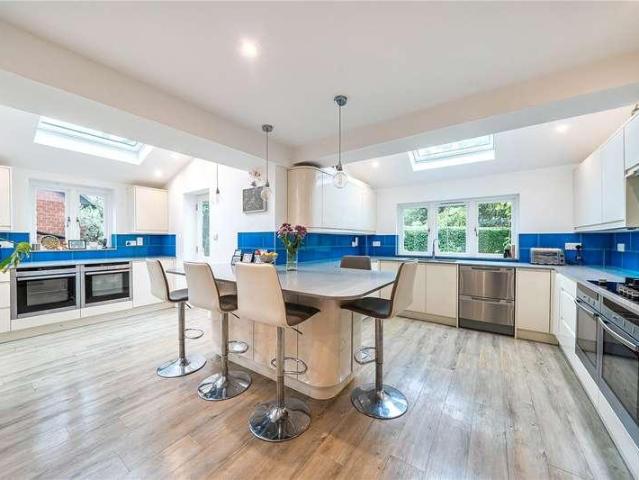 House for sale in London Borough of Lewisham, Greater London