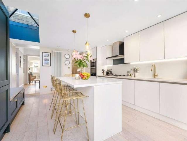 House for sale in London Borough of Southwark, Greater London