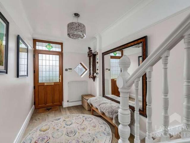 House for sale in Mount Wise