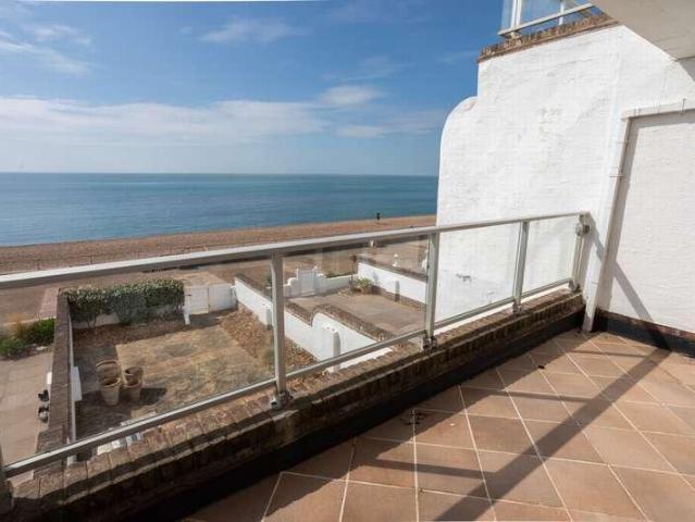 House for sale in Golden Valley, Folkestone