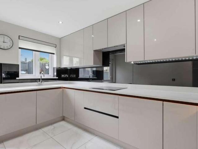 House for sale in Stewarton, Scotland