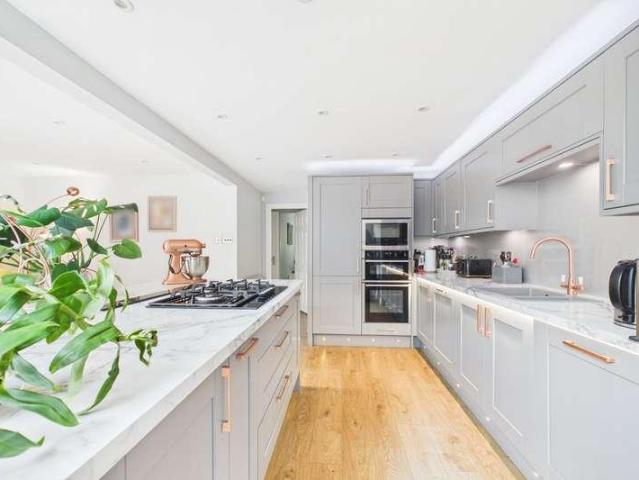 House for sale in Newell Green