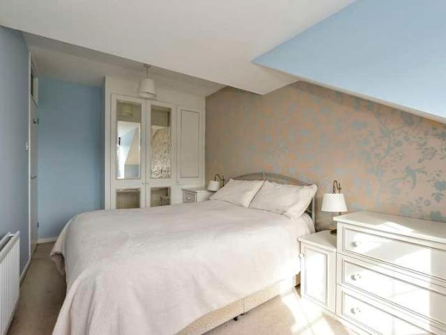 House for sale in Leavesden, Three Rivers