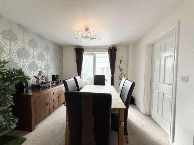 House for sale in Clayton West, West Yorkshire