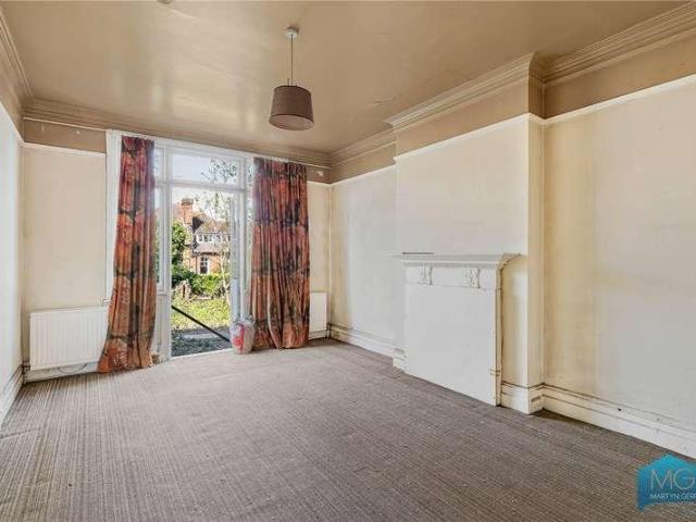 House for sale in Crouch End, Greater London