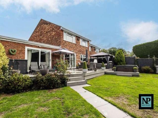 House for sale in Leyfields, Kettlebrook